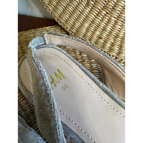 H&M women’s size 36 silver flats - Picture 4 of 8